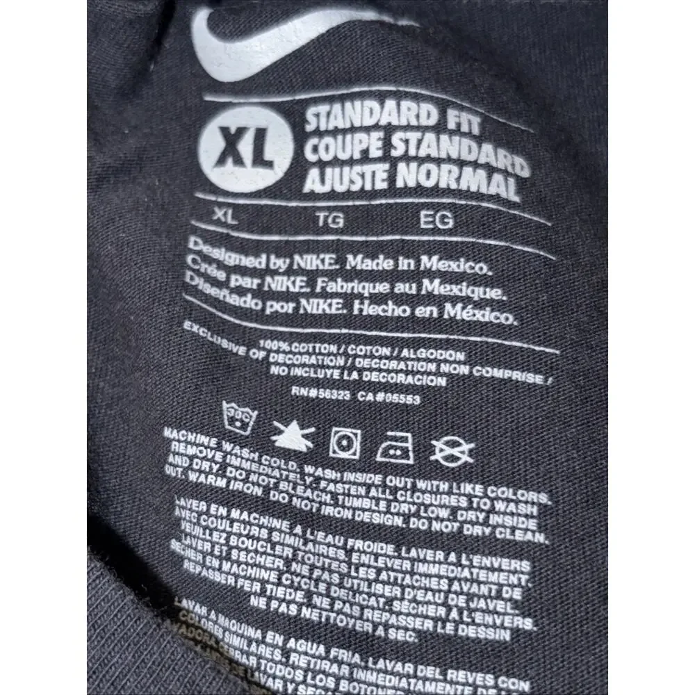 men nike t shirt xl